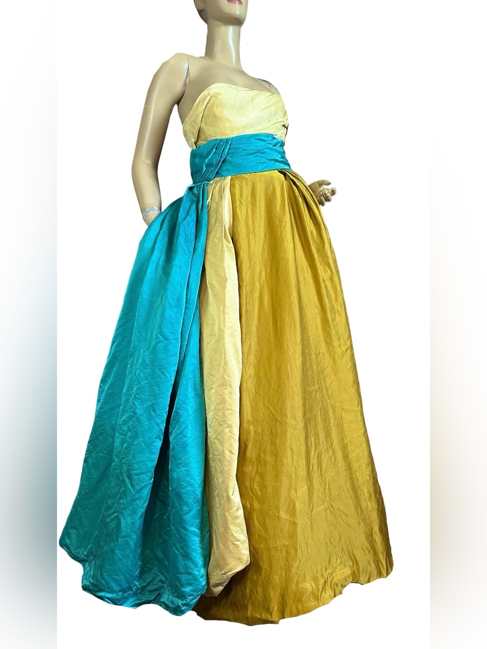 VINTAGE CIRCA 1960 CREAM, GOLD & TURQUOISE STRAPLESS SATIN FORMAL DRESS (XS)